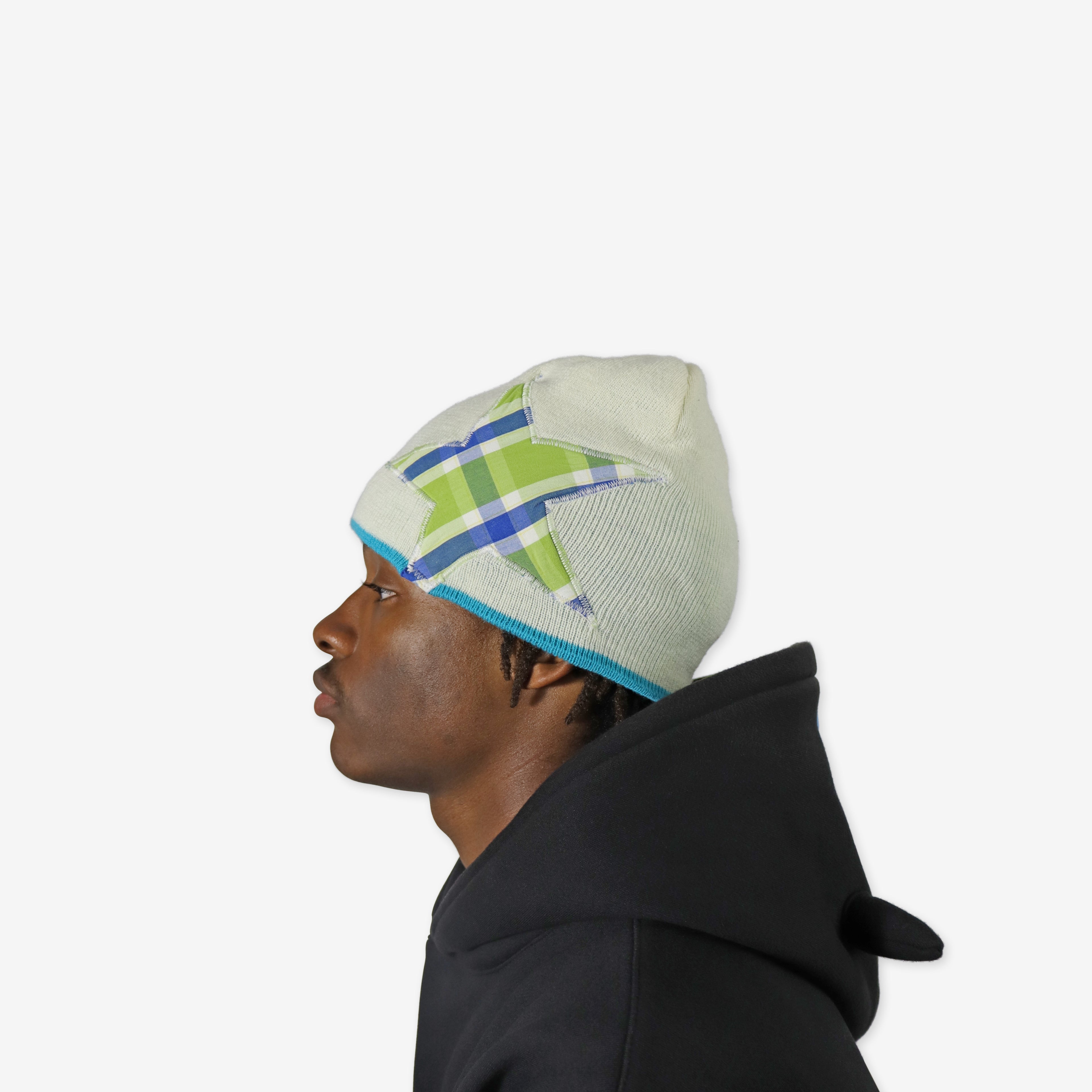 STAR BEANIE WHITE/GREEN