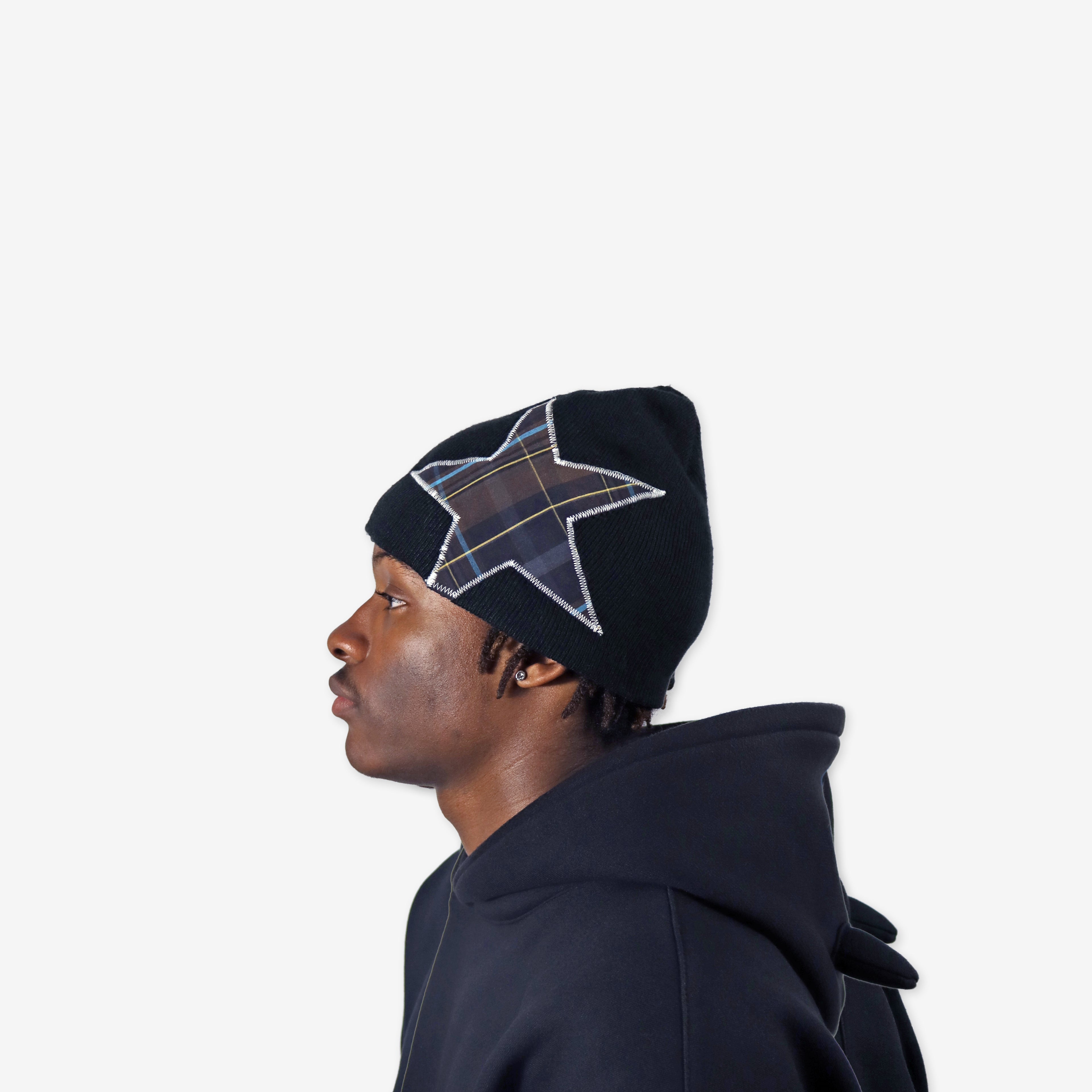 STAR BEANIE BLACK/BROWN