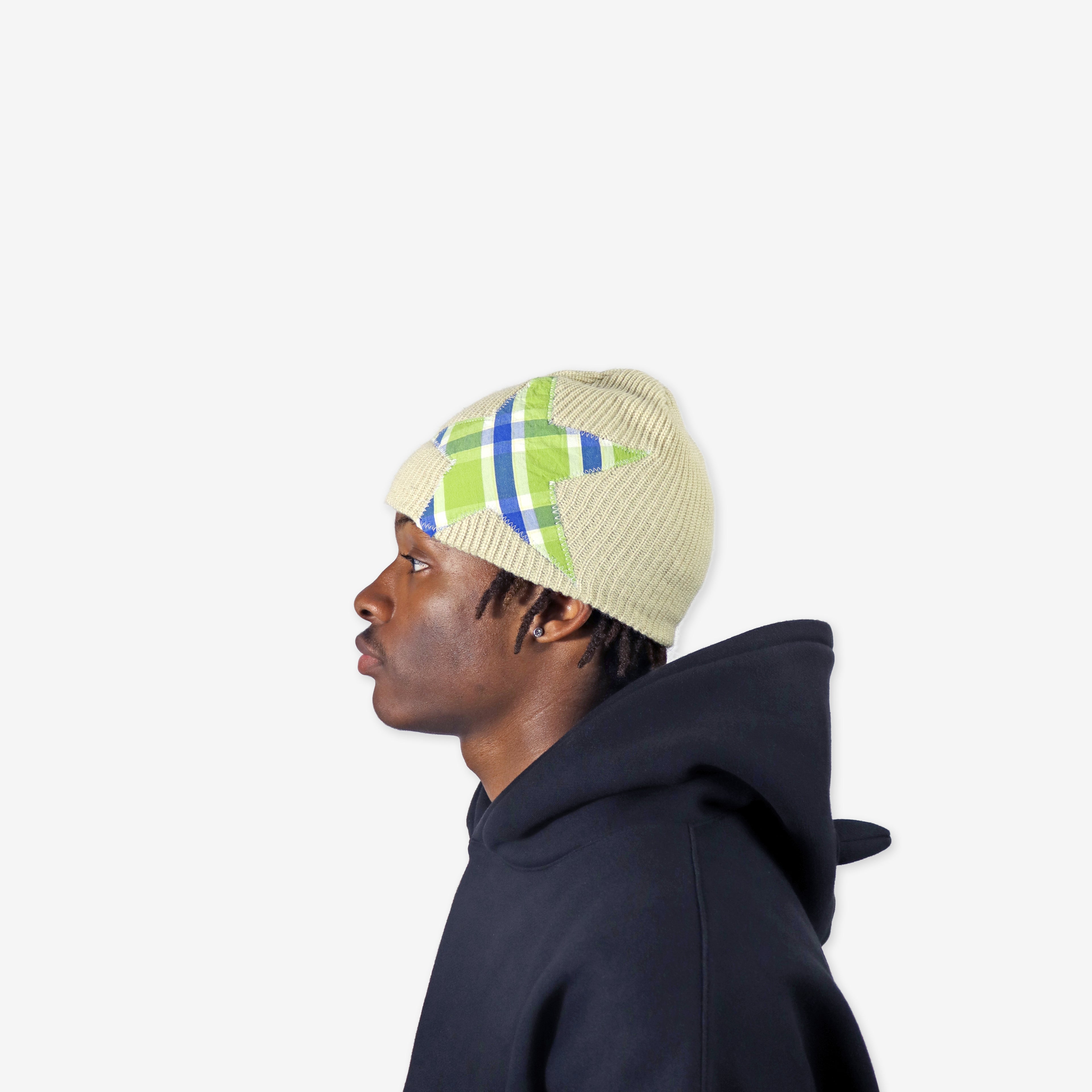 STAR BEANIE BEIGE/GREEN